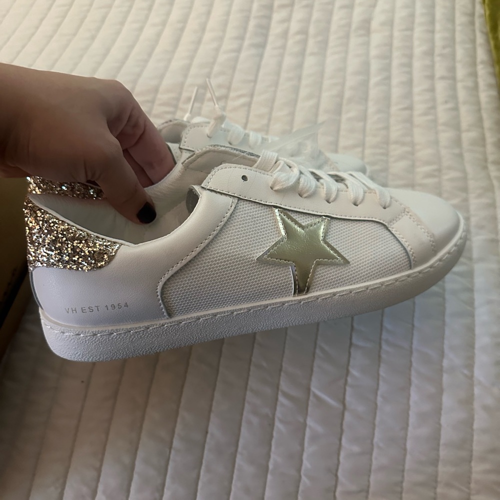 Vintage Havana Sneakers